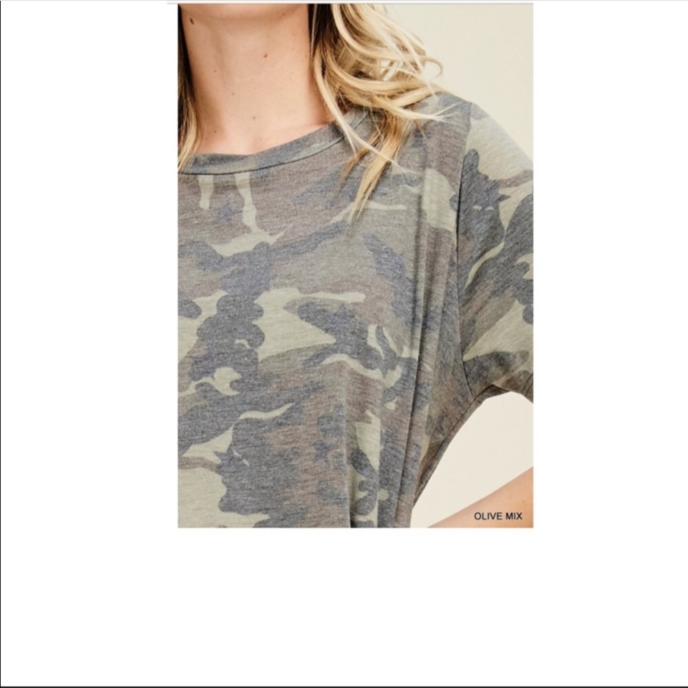 NEW! SIDE TWIST CAMO  TOP IN SIZE LARGE - Picture 4 of 4